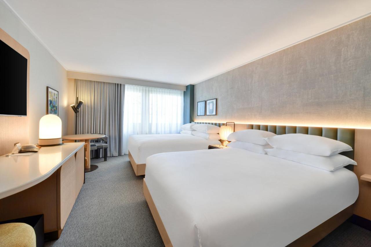 Отель Kimpton Theta New York - Times Square By Ihg Экстерьер фото A guest room at the Hotel Zags