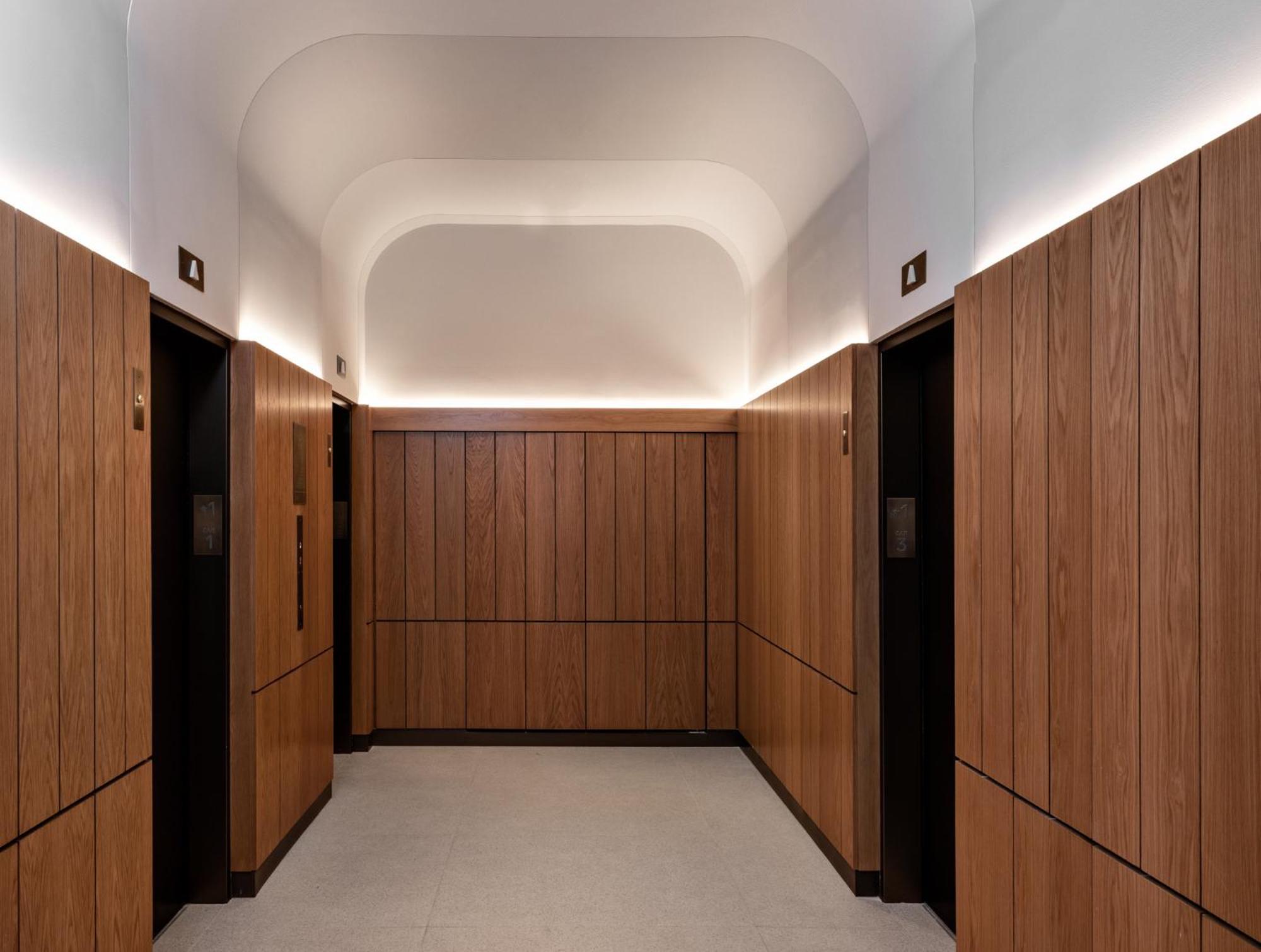 Отель Kimpton Theta New York - Times Square By Ihg Экстерьер фото The interior of the new building