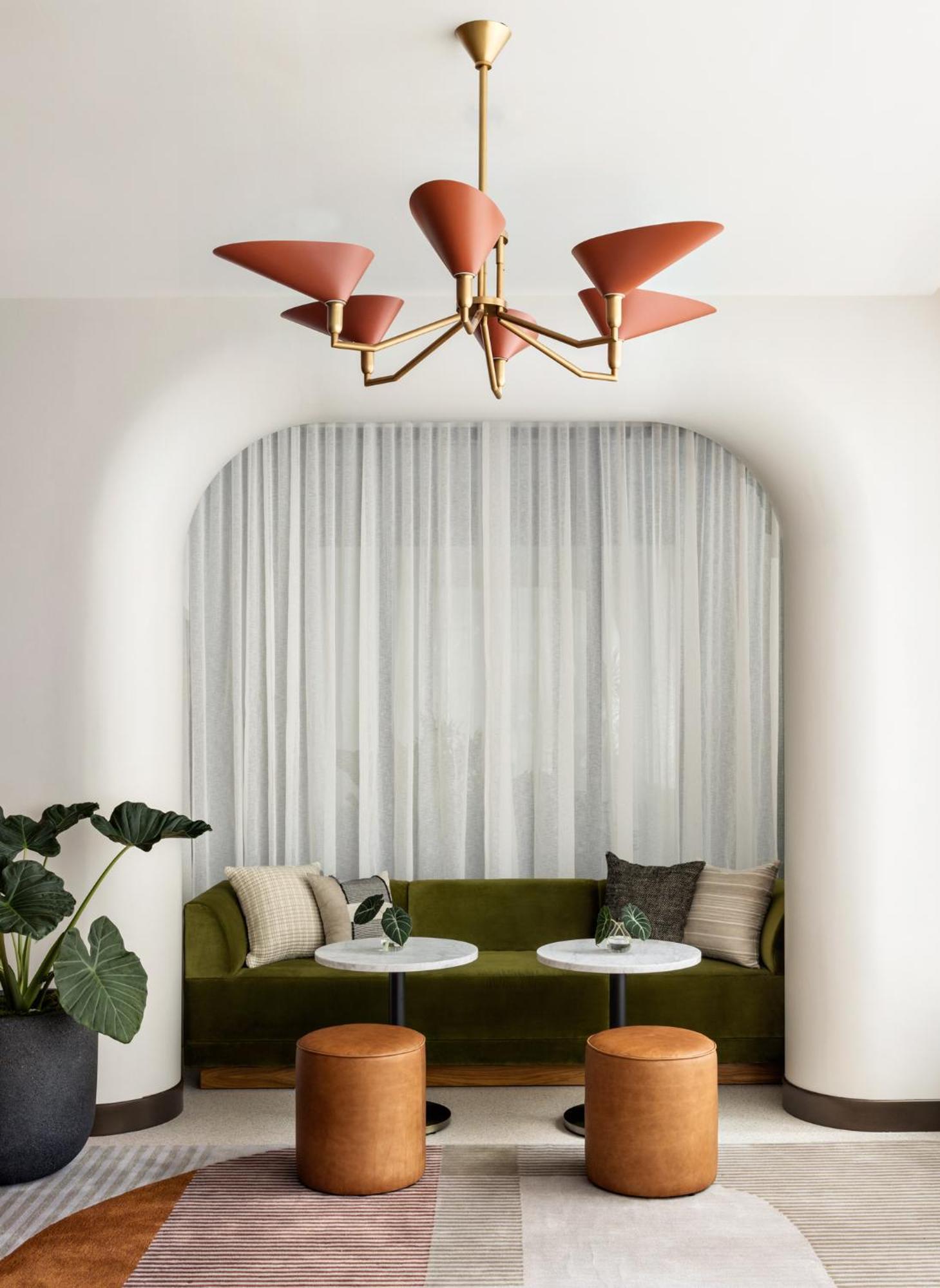 Отель Kimpton Theta New York - Times Square By Ihg Экстерьер фото The interior of the hotel